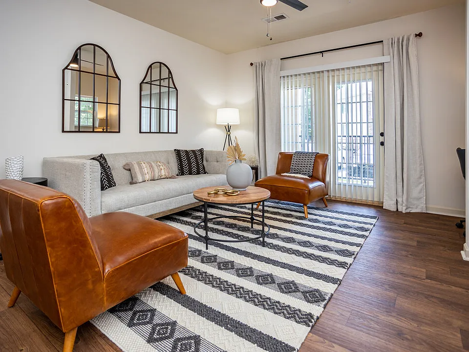 Legacy Pointe
