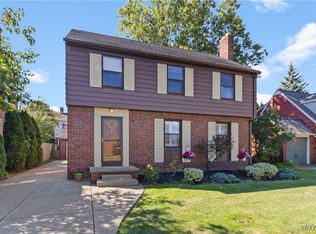 11 Danbury Ln, Buffalo, NY 14217