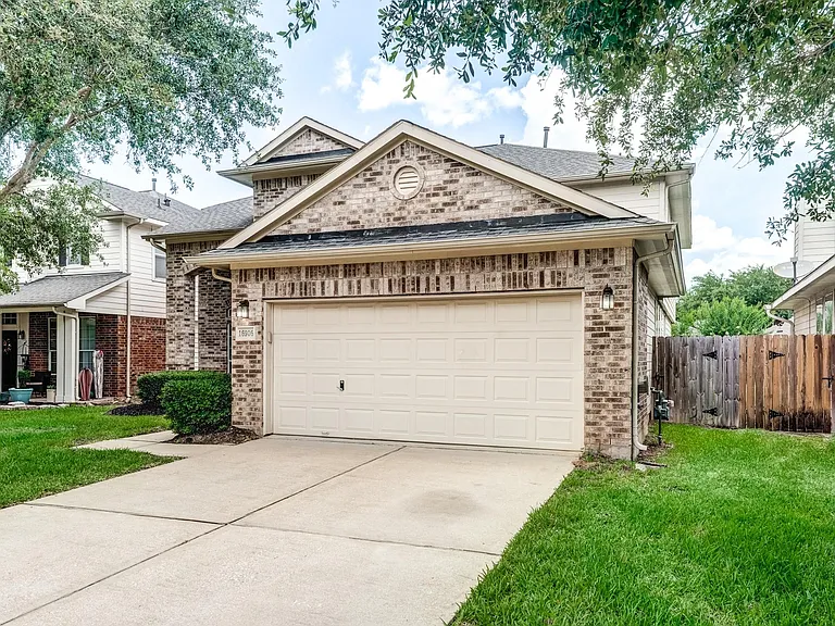 16906 Shoal Park Dr — Photo 3
