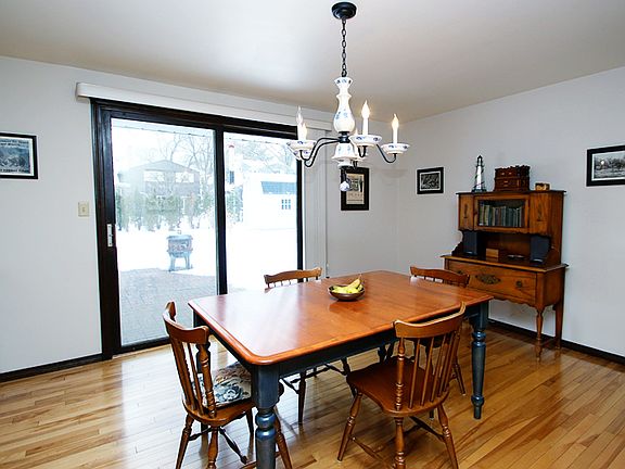 2nd image of 160 Swiss Hill Dr