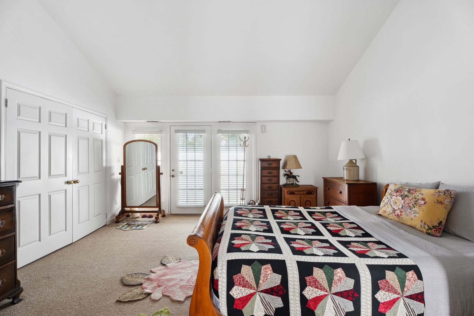  Large Primary Bedroom Suite with Walk-in Closet & Private Terrace