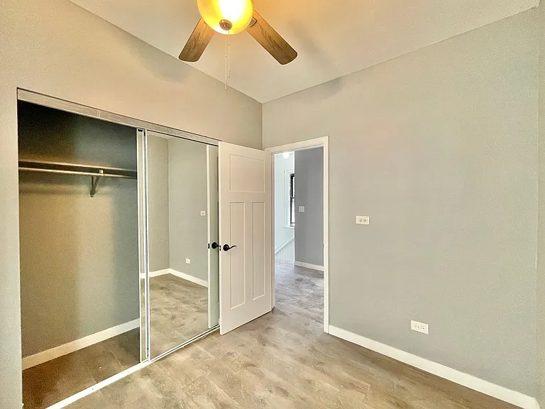 1833 W 21st St — Photo 14
