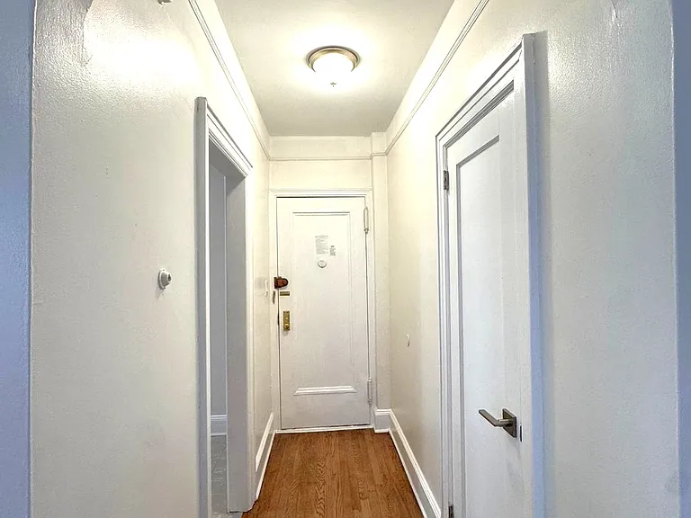 2203 Harman St #B2 — Photo 12