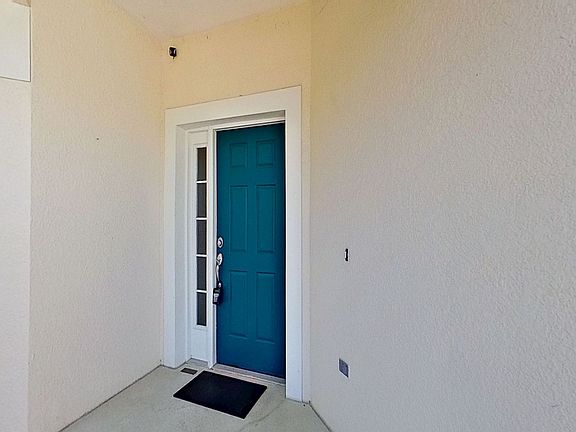 3rd image of 8986 Tropical Bend Cir