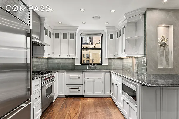 Sold by Compass | media 15