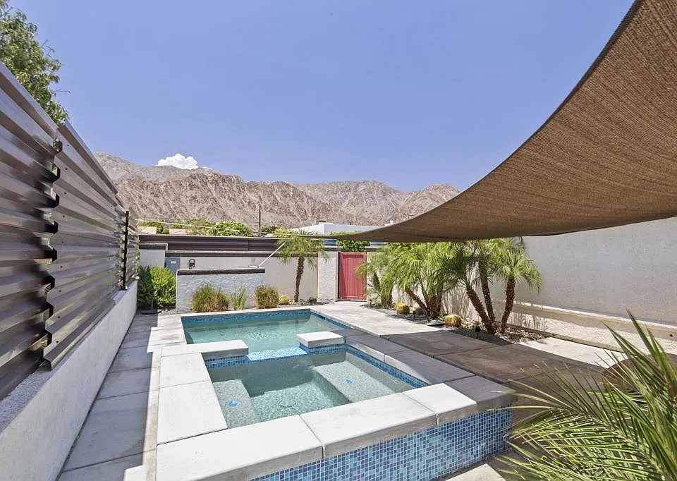 52280 Avenida Ramirez
