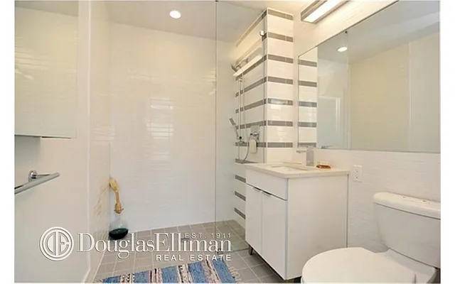 Rented by Douglas Elliman | media 30