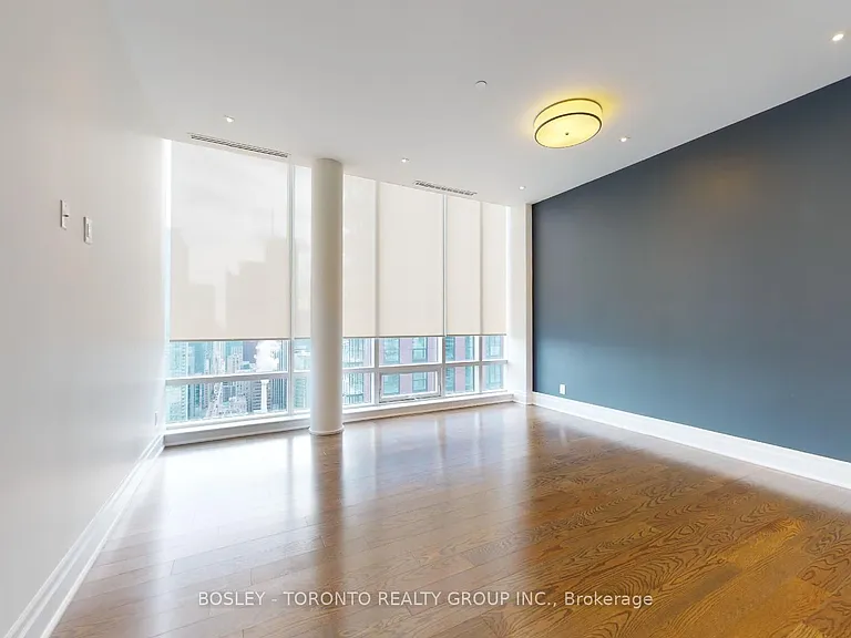 295 Adelaide St W #Penthouse 01 — Photo 10