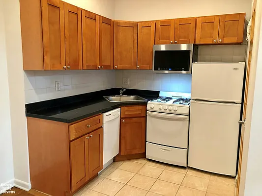 Rented by Brown Harris Stevens | media 11