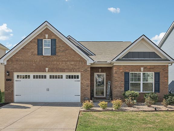 3rd image of 3727 Pelham Wood Dr