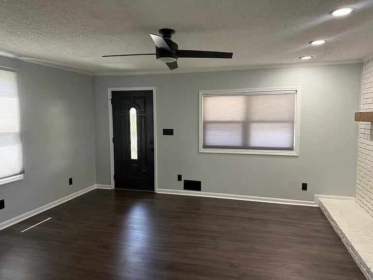 119 Cloverhill Rd — Photo 4