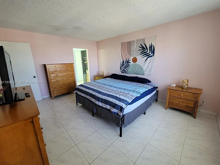 401 Golden Isles Dr #1114 — Photo 11