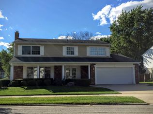 1306 S Fernandez Ave, Arlington Heights, IL 60005