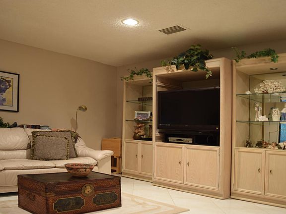 Home For Sale In Boca Lago