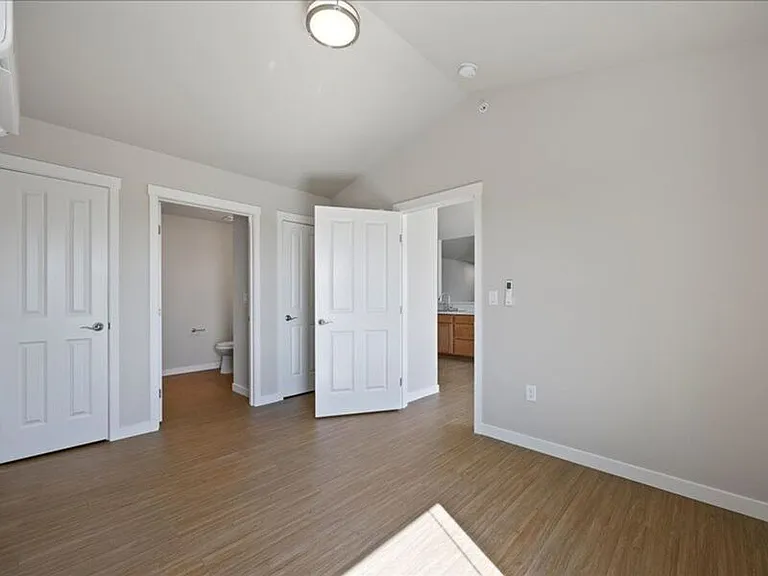 6005F Chapel Hill Blvd #F201 — Photo 11