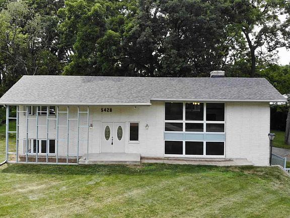2nd image of 5428 Yellowstone Dr