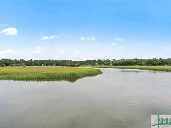 7439 Harrock Hall Dr, Savannah, GA 31406