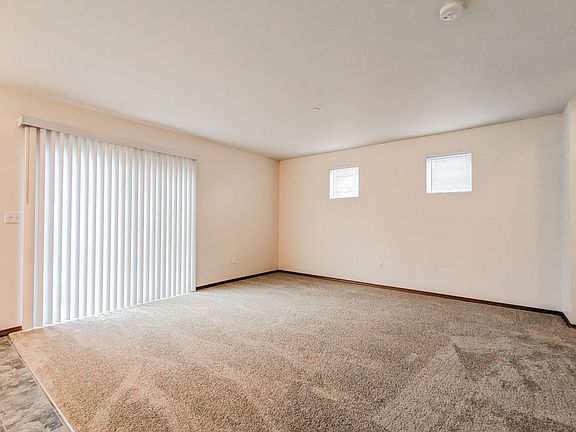 5th image of 11124 45th Ave NE Unit 101