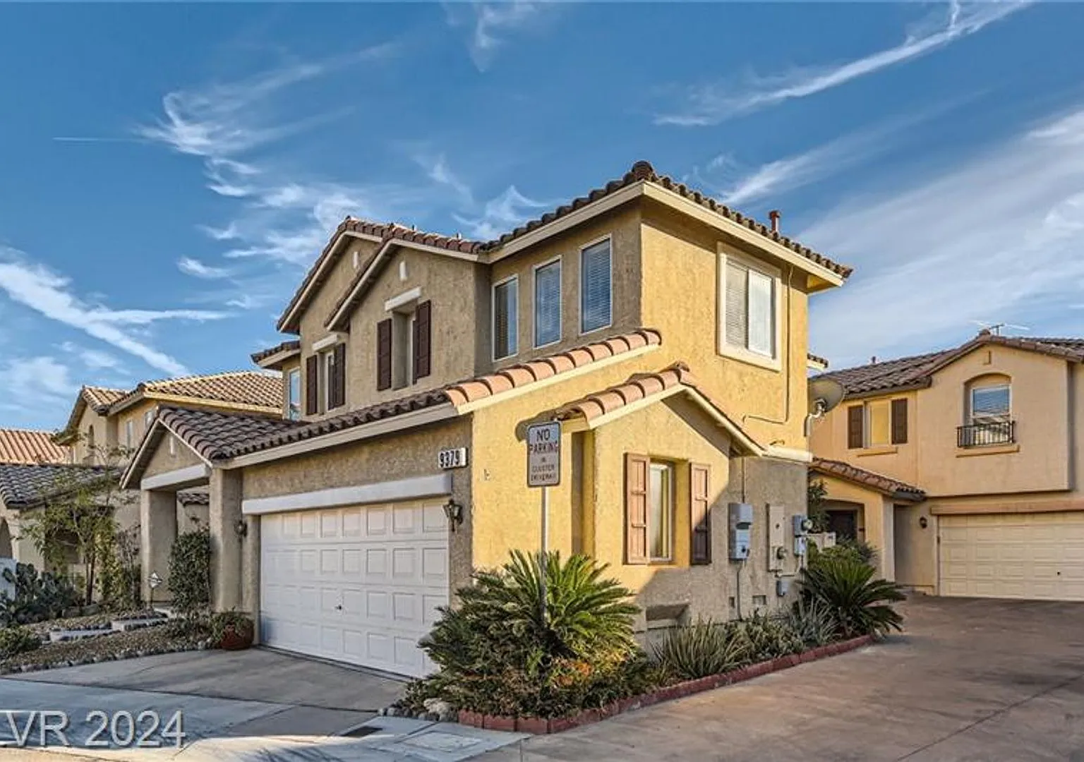 3 Bedroom Dog Friendly House! — Photo 1