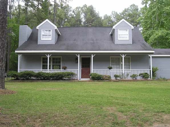411 Double Trace Ln, Peachtree City, GA