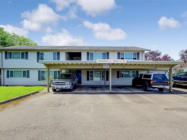 136 McKean Ct #4 — Photo 1