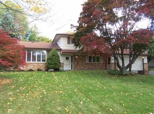 200 Mascot Dr, Rochester, NY 14626