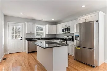 3 Adams St #3A — Photo 4