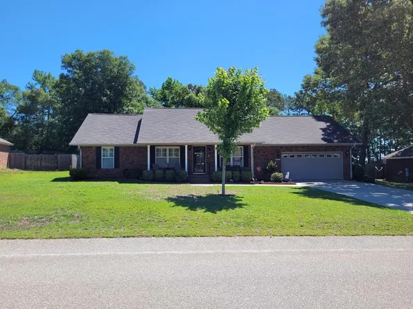2795 Navigator Cir, Dalzell, SC 29040