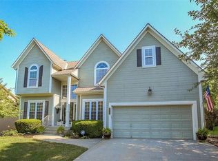 22106 W 52nd St, Shawnee, KS 66226