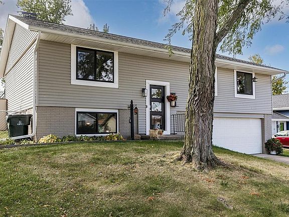 2nd image of 3805 Sue Ln NW