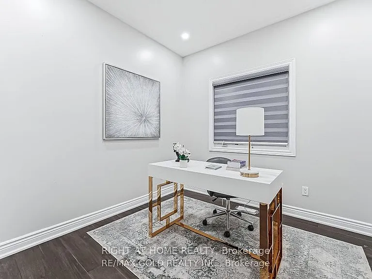 29 Laurentide Cres #UPPER — Photo 12