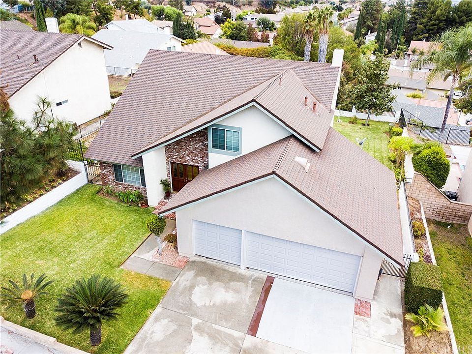 1st image of 557 Cameron Crest Dr
