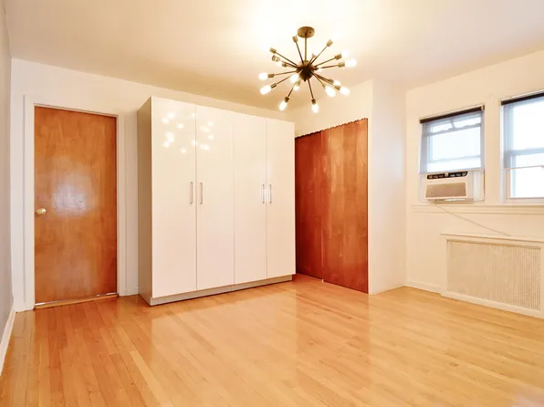 19 West 32nd Street image 6 of 26