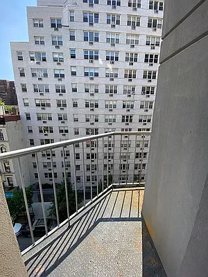 Rented by Keller Williams NYC | media 9