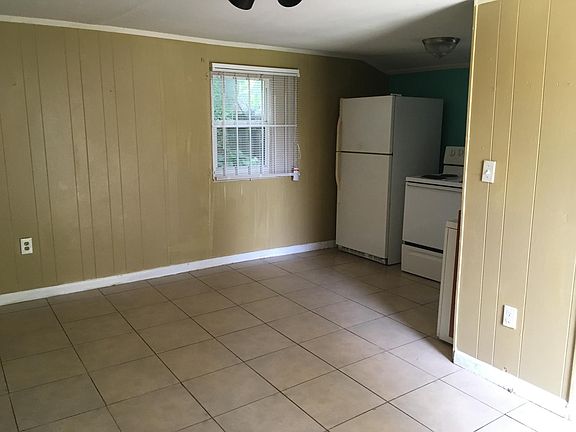 4th image of 3180 NW 134th St