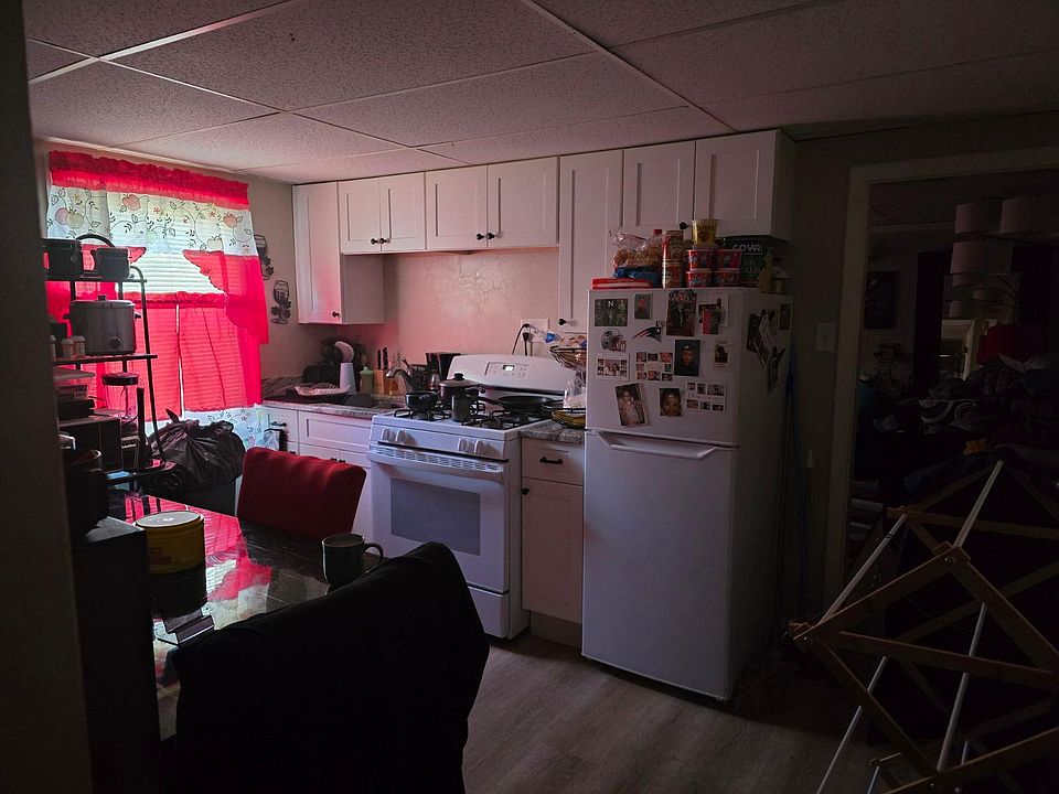 2nd image of 151 North St #1-L