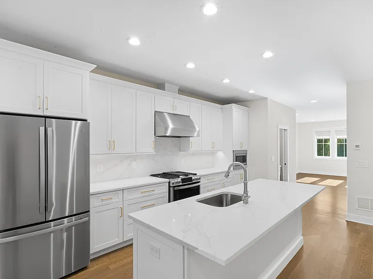 312 Hillside Ave #2 — Photo 1