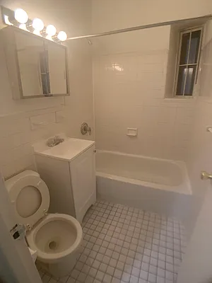 Rented by Compass | media 14