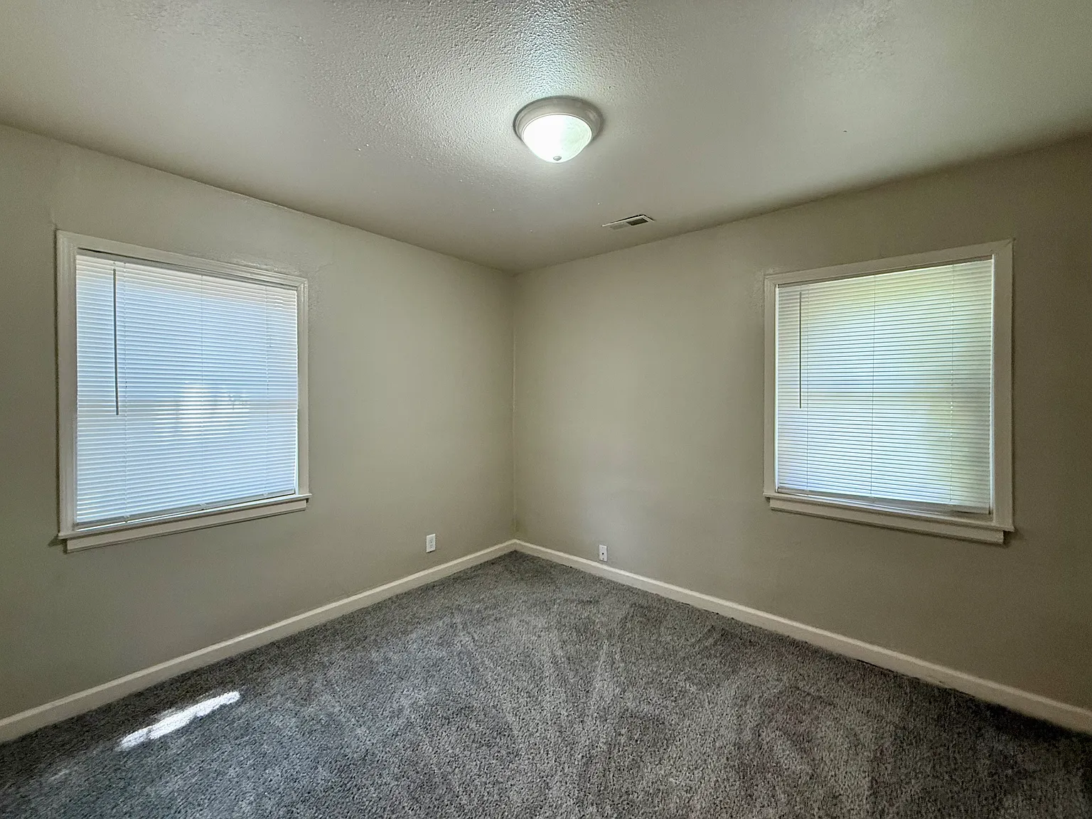 2 bed, 767 sqft, $850 — Photo 4