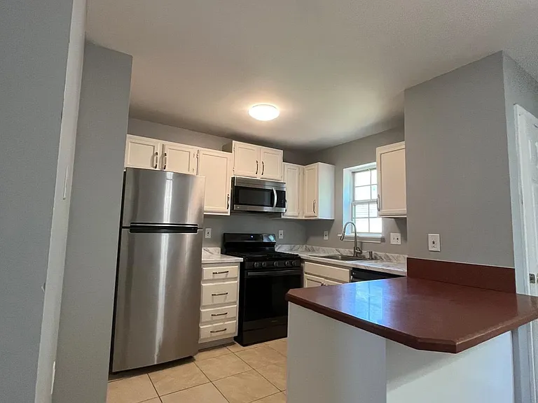 4674 Mews Dr — Photo 7