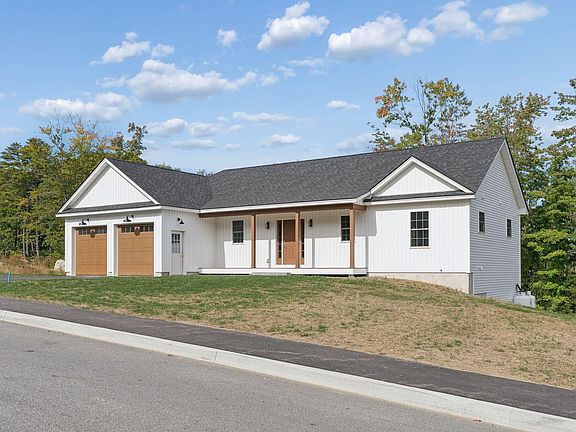 2nd image of 32 Woodbrey Lane
