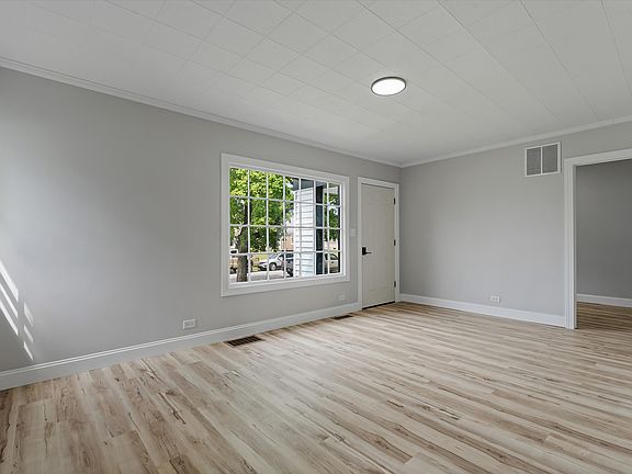 5th image of 514 E Victoria St