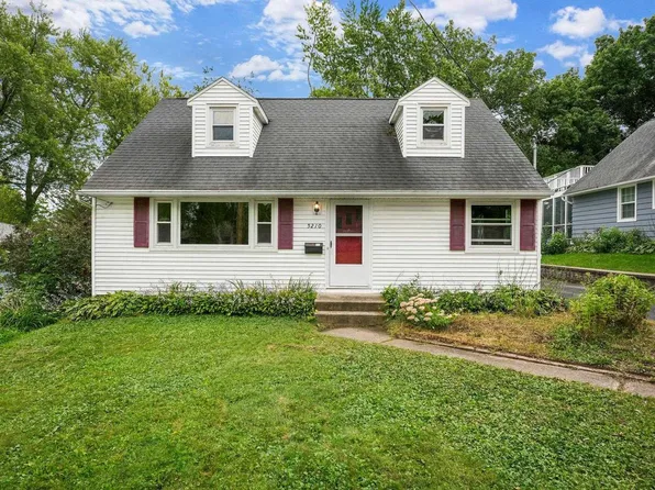 5210 Mesa Road, Monona, WI 53716
