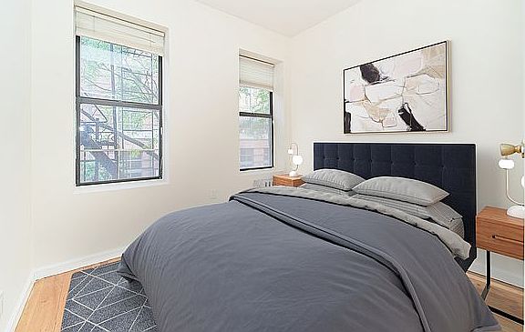 2nd image of 319 E 95th St APT 10