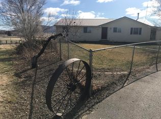 6205 Reeder Rd, Klamath Falls, OR 97603