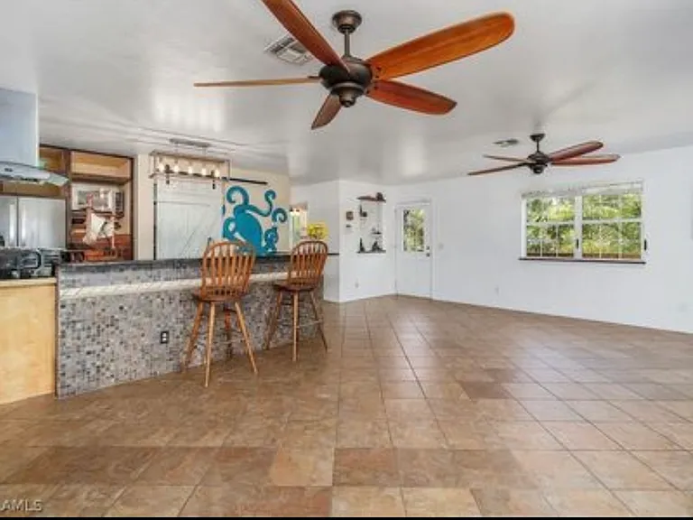 6527 Fuller Dr — Photo 4