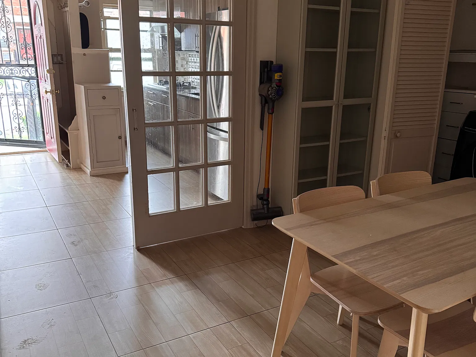 2 bed, 900 sqft, $2,950 — Photo 3