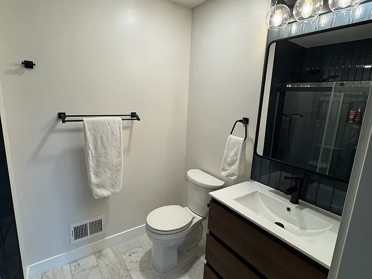 12 Clay St — Photo 6