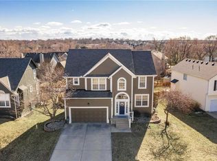 21481 W 121st St, Olathe, KS 66061