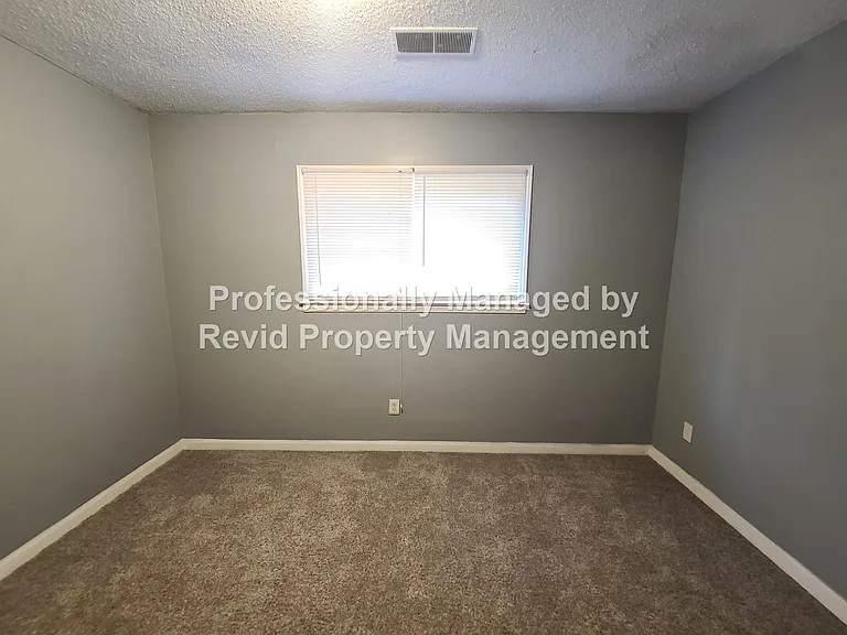 6771 Bainbridge Dr — Photo 31